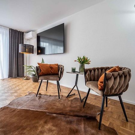 City Wohnung Fn L 5 Klimatisiert Mit Balkon Und Kueche Friedrichshafen Dış mekan fotoğraf